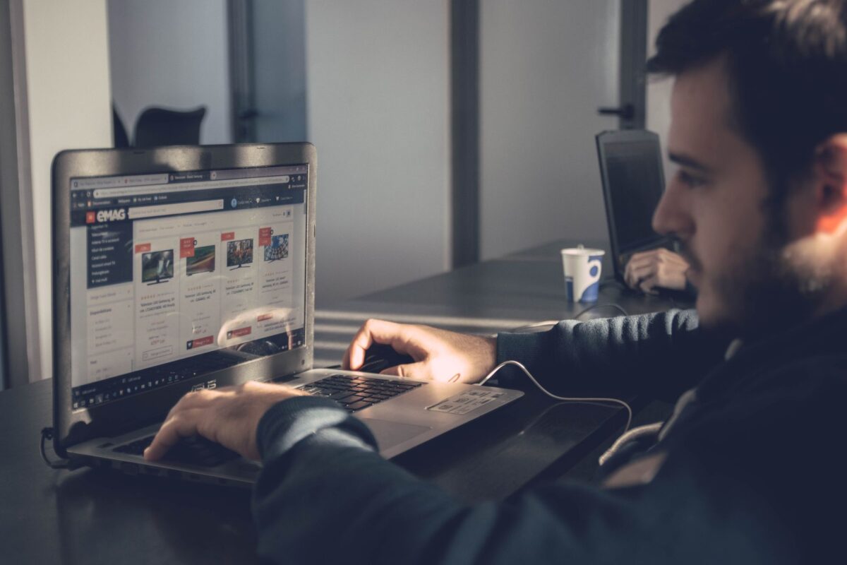 gestion campagnes ads achat leads qu
