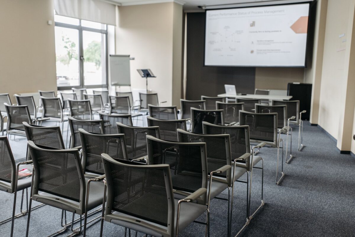 réussir aftermovie séminaire faq décisions